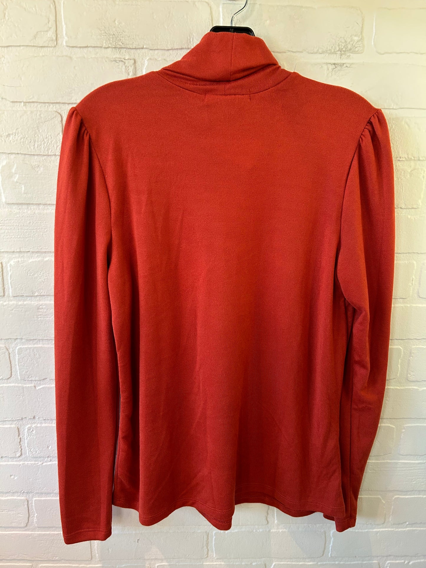 Top Long Sleeve By Gibson In Orange, Size: M