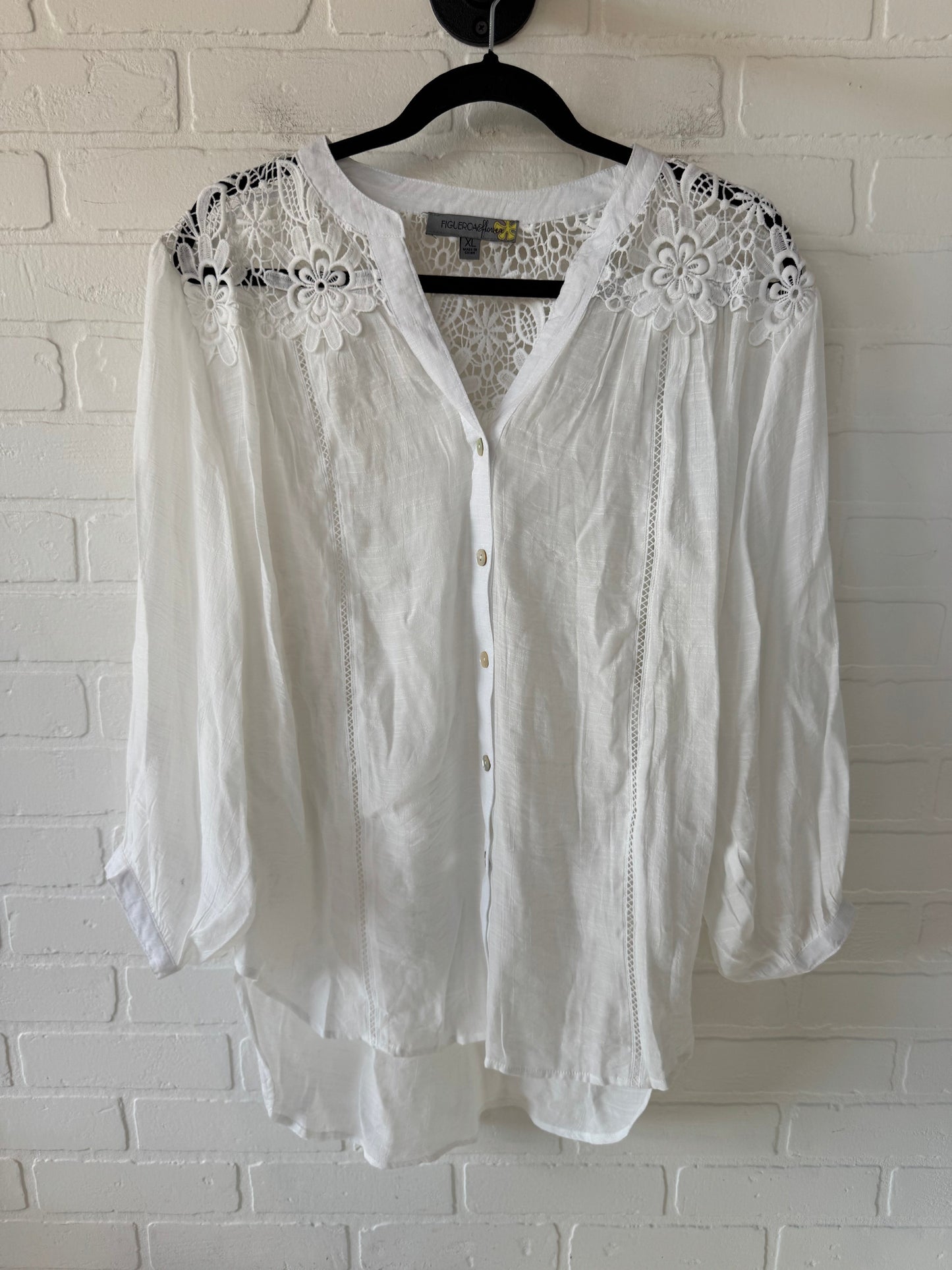 Top Long Sleeve By Figuero & Flower In White, Size: Xl