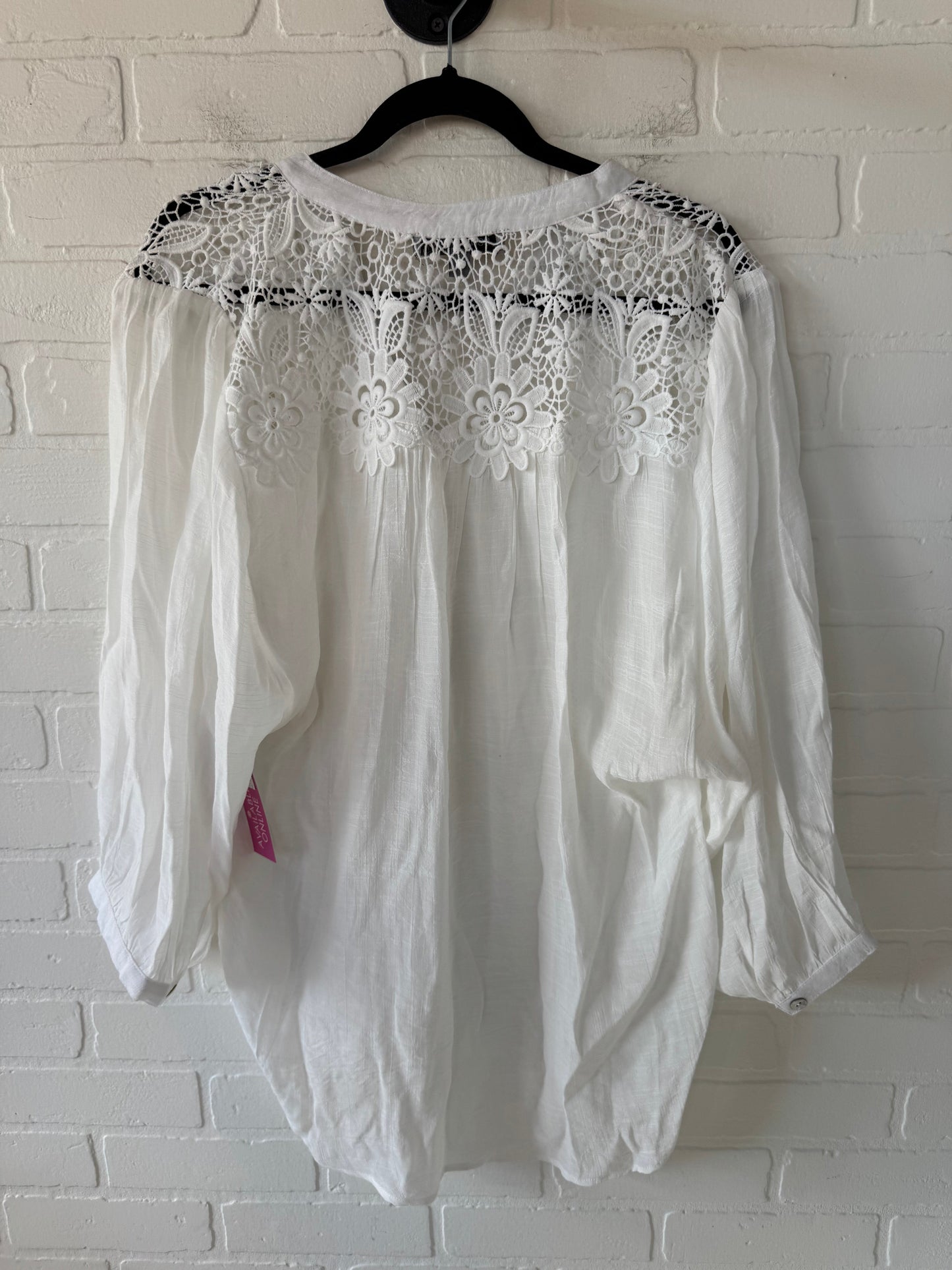 Top Long Sleeve By Figuero & Flower In White, Size: Xl