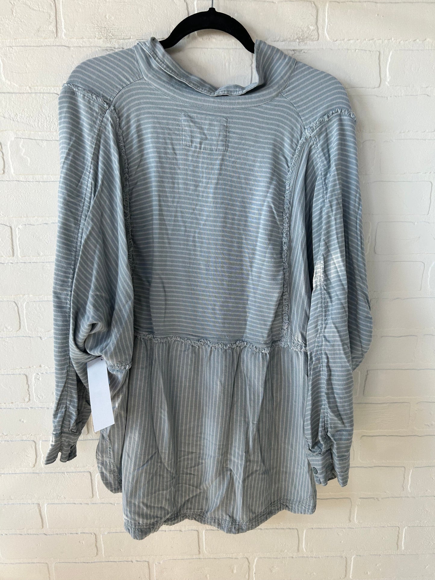 Top Long Sleeve By We The Free In Blue, Size: M