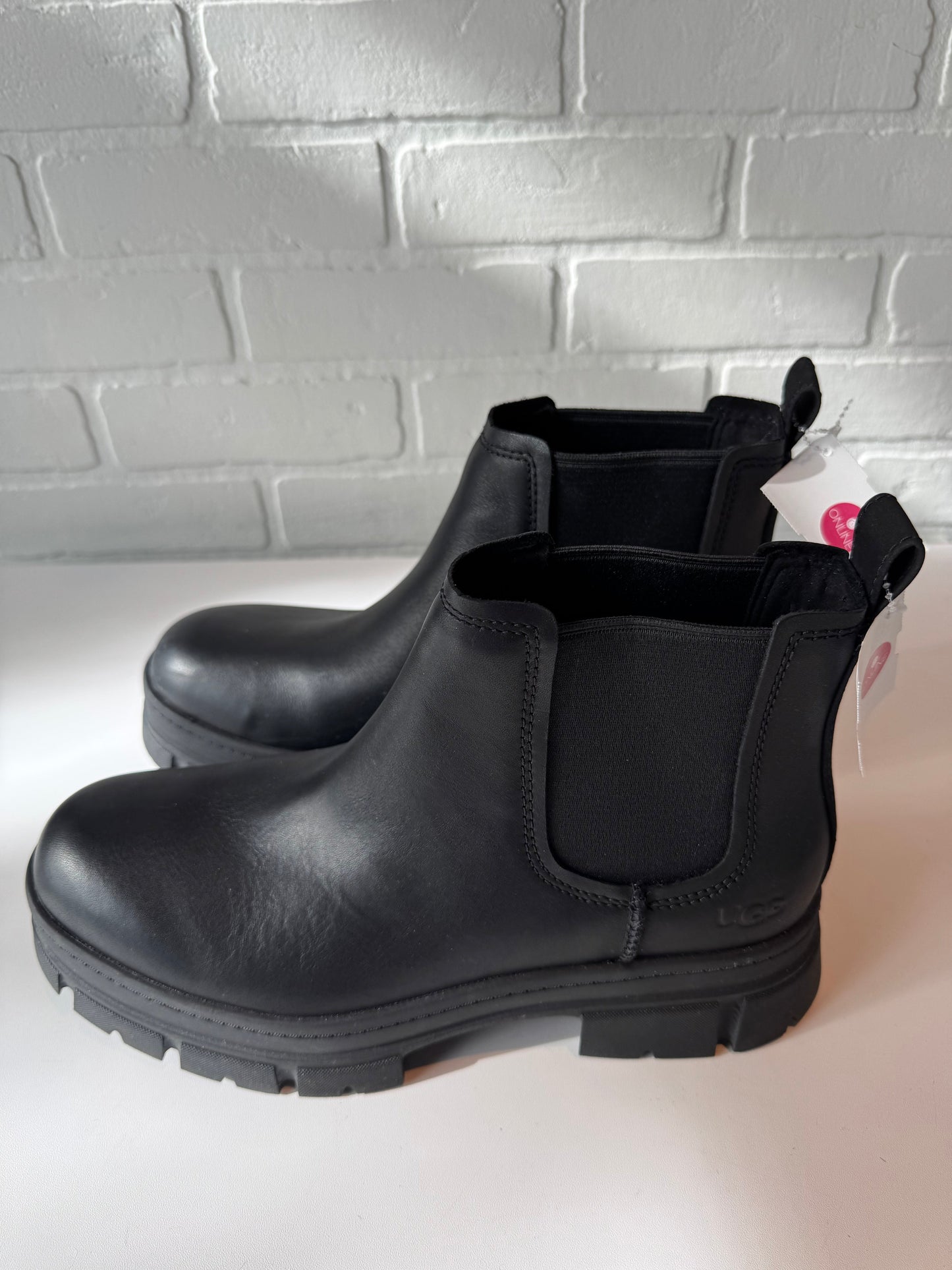 Boots Designer By Ugg In Black, Size: 10