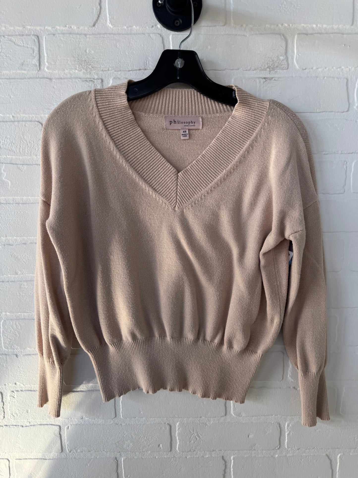 Sweater By Philosophy In Tan, Size: Xs