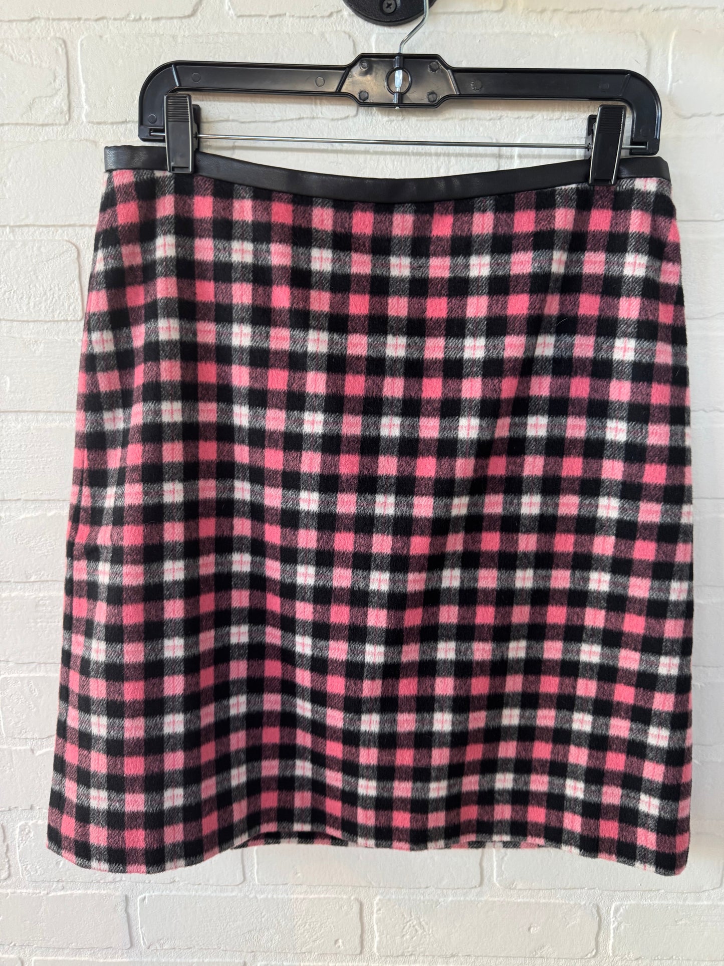 Skirt Mini & Short By Talbots In Black & Pink, Size: 6