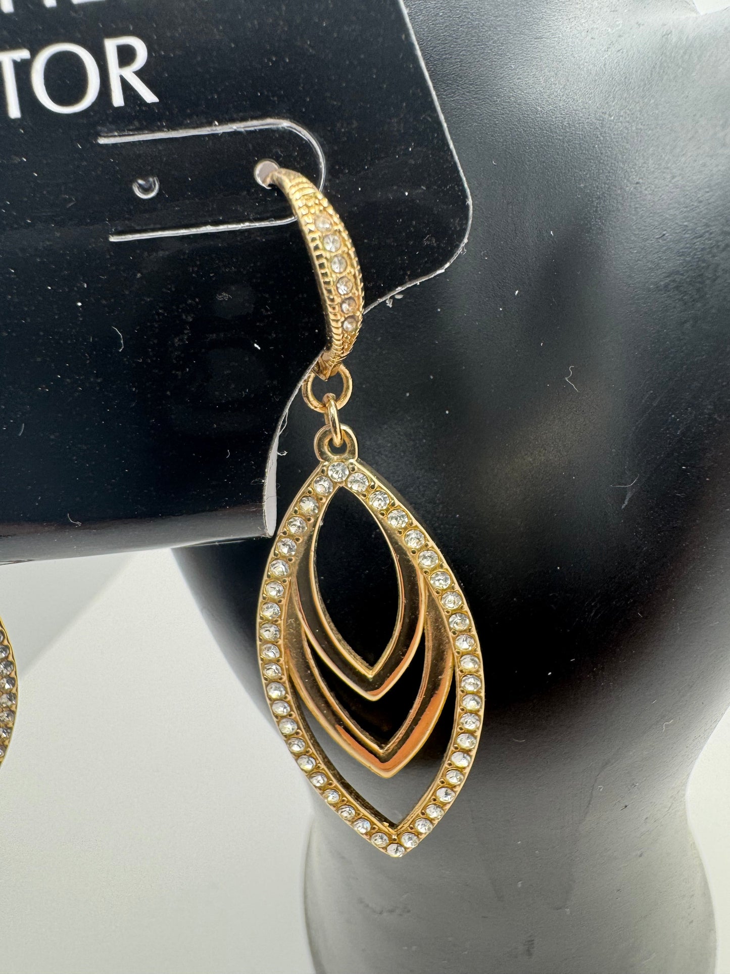 Earrings Dangle/drop By Clothes Mentor