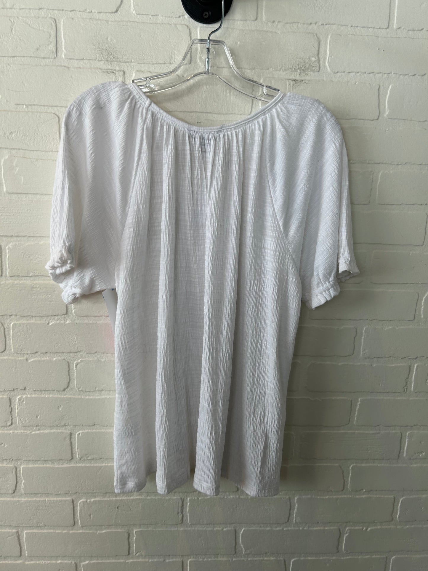 Top Short Sleeve By Banana Republic In White, Size: M