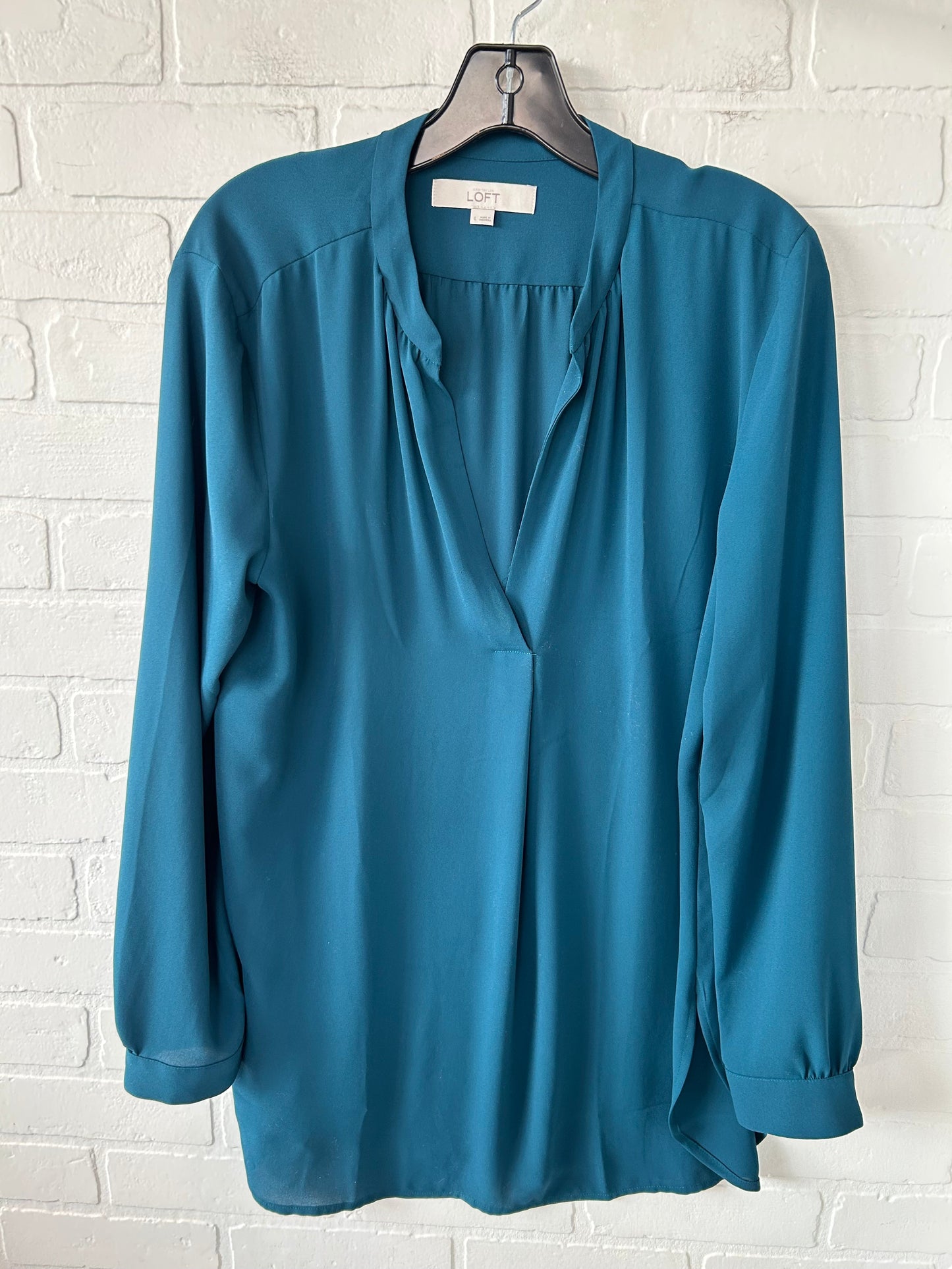 Top Long Sleeve By Loft In Green, Size: L