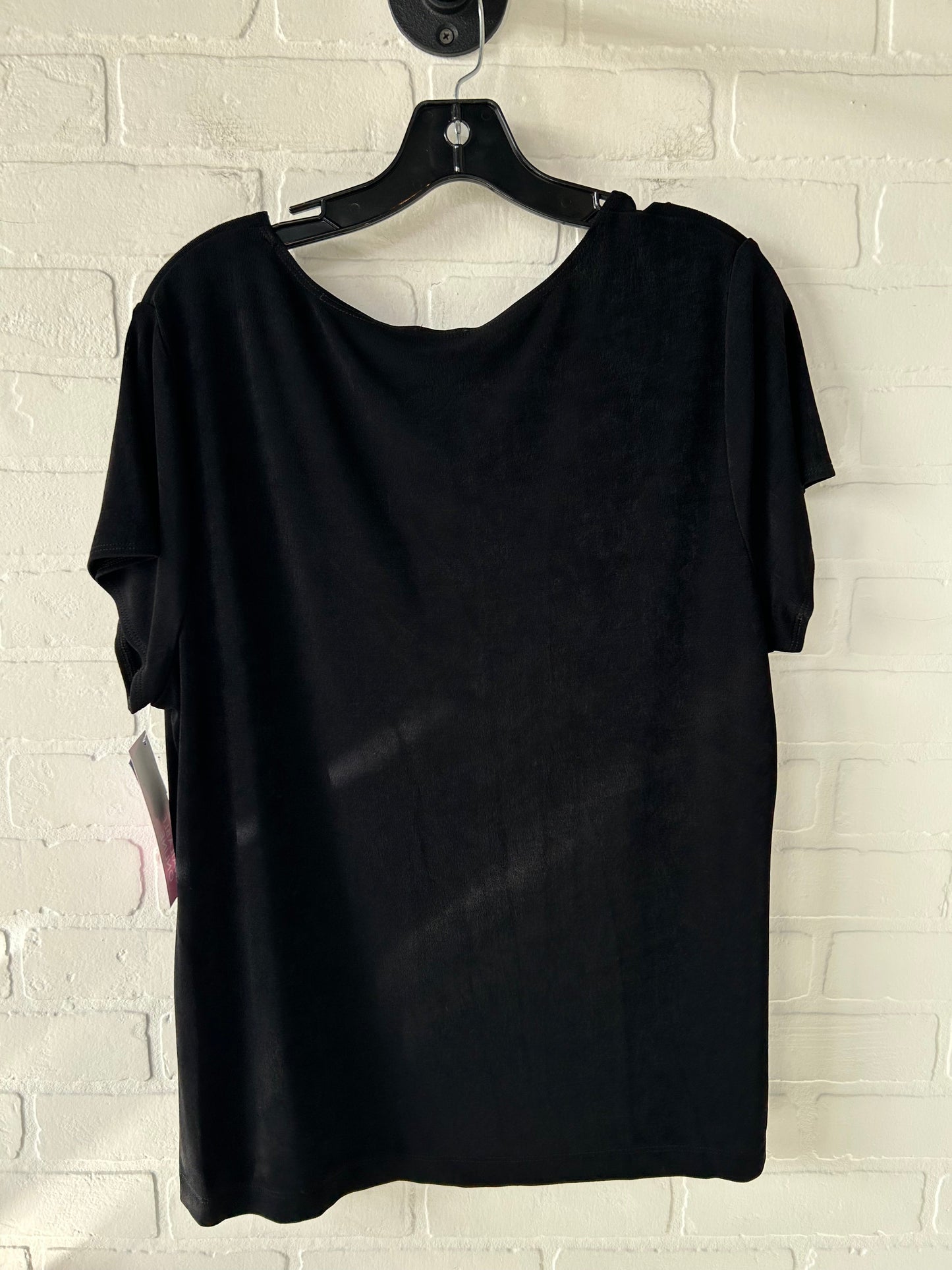 Top Short Sleeve By Chicos In Black, Size: Xl