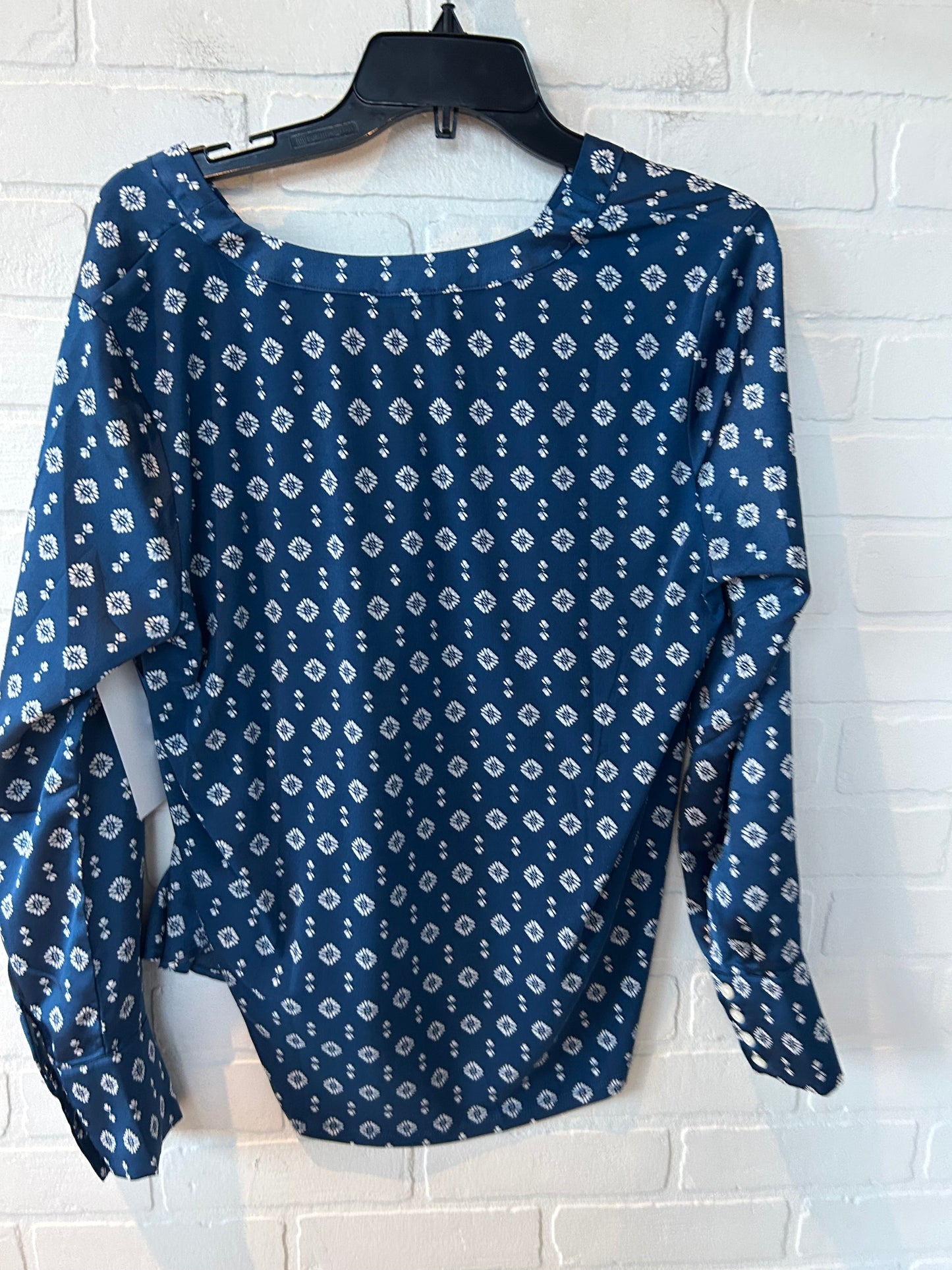 Top Long Sleeve By Ann Taylor In Blue & White, Size: M