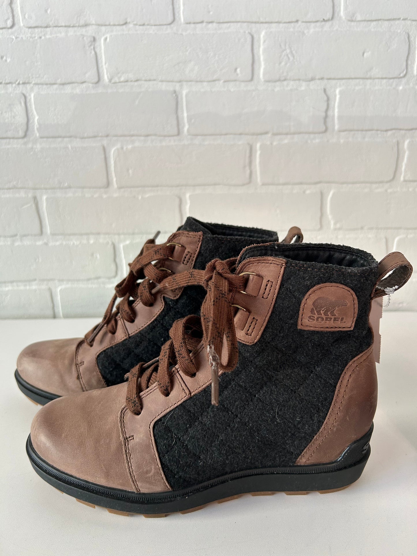 Boots Ankle Heels By Sorel In Black & Brown, Size: 8