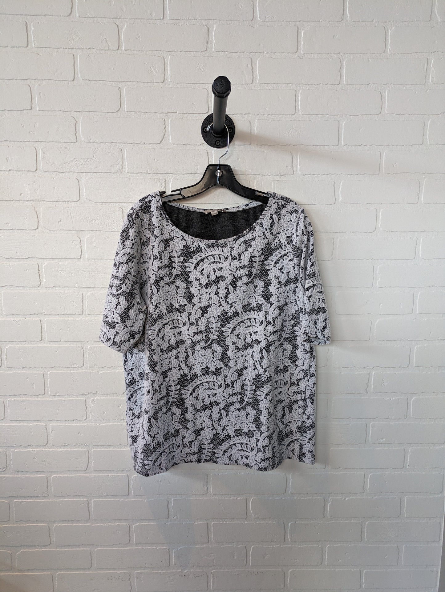 Top Short Sleeve By Loft  Size: Xl