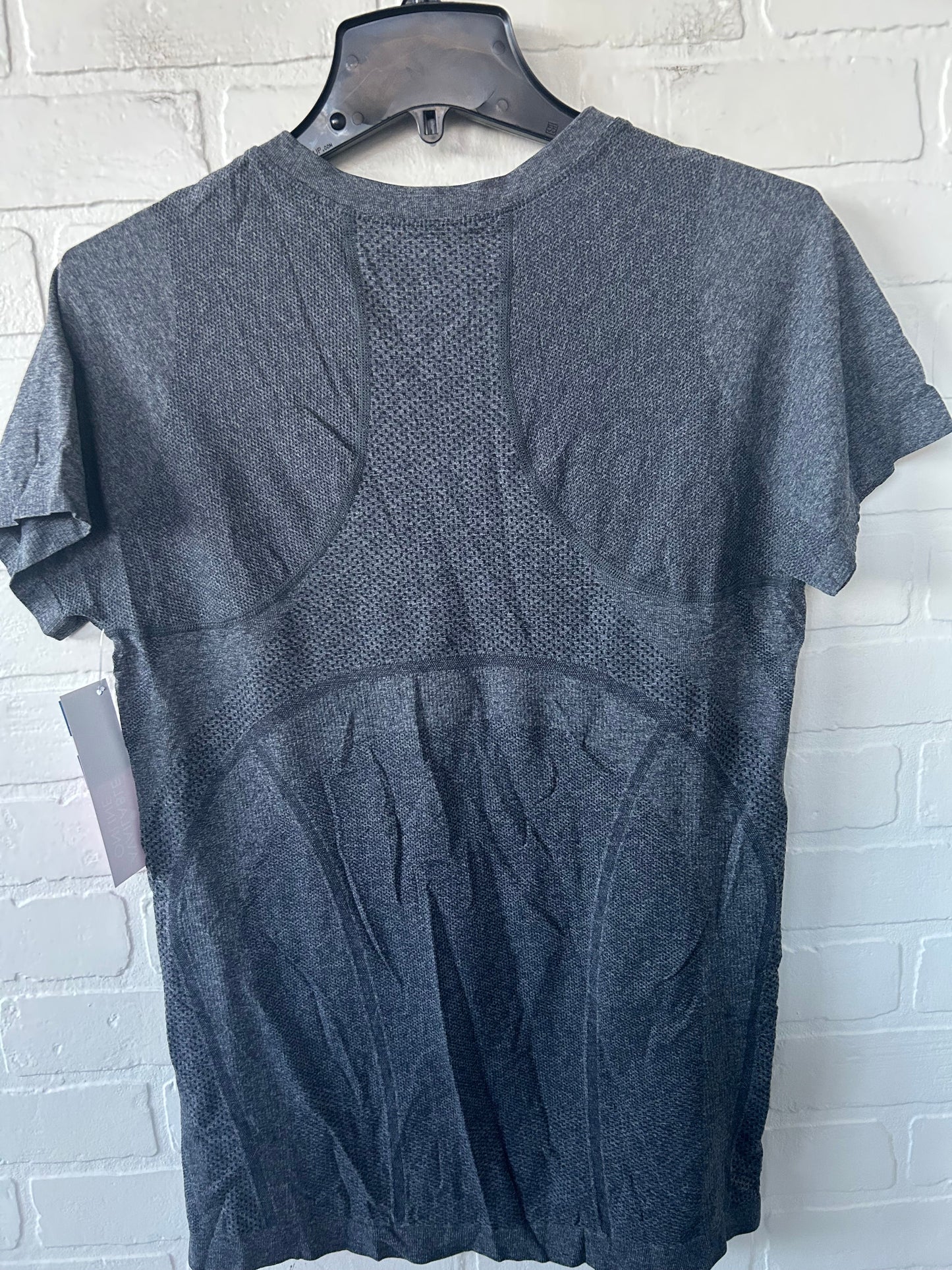 Athletic Top Short Sleeve By Athleta In Grey, Size: L