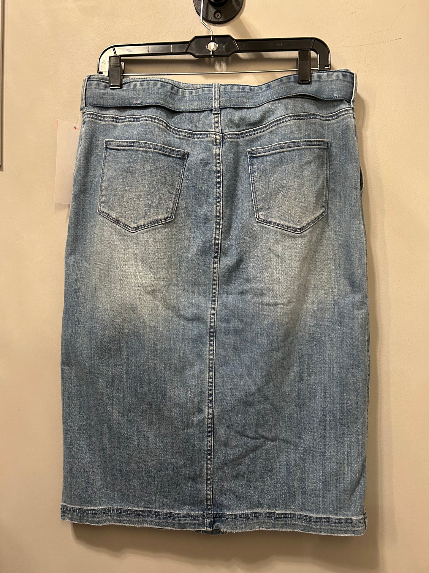 Skirt Midi By Chicos In Blue Denim, Size: 8