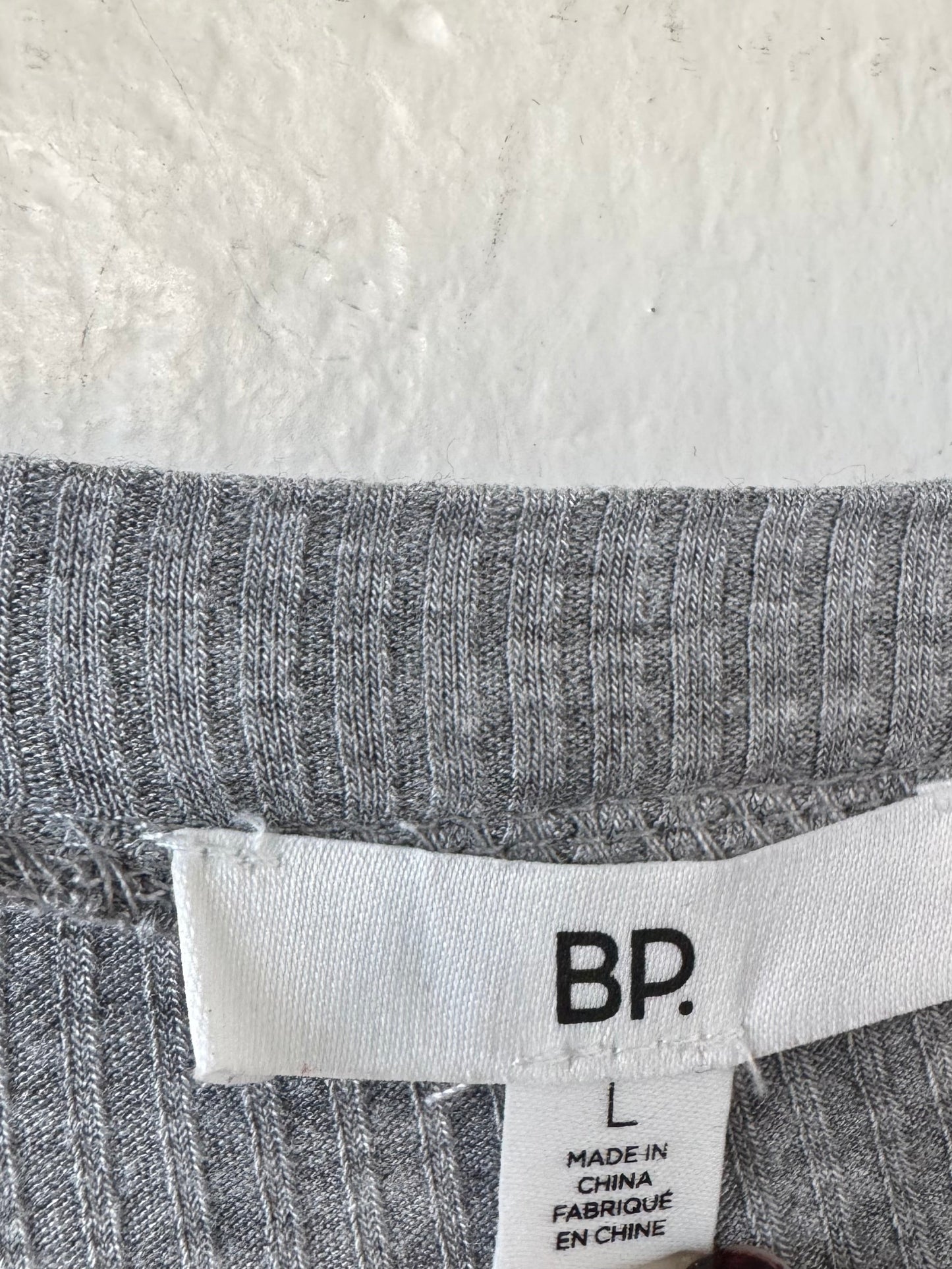 Top Long Sleeve By Bp In Grey, Size: L