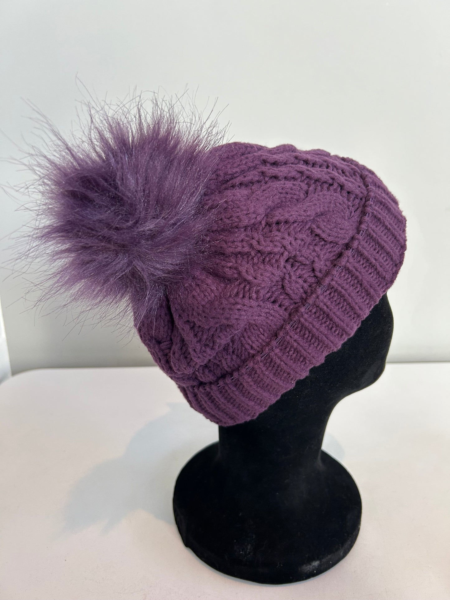 Hat Beanie By Clothes Mentor