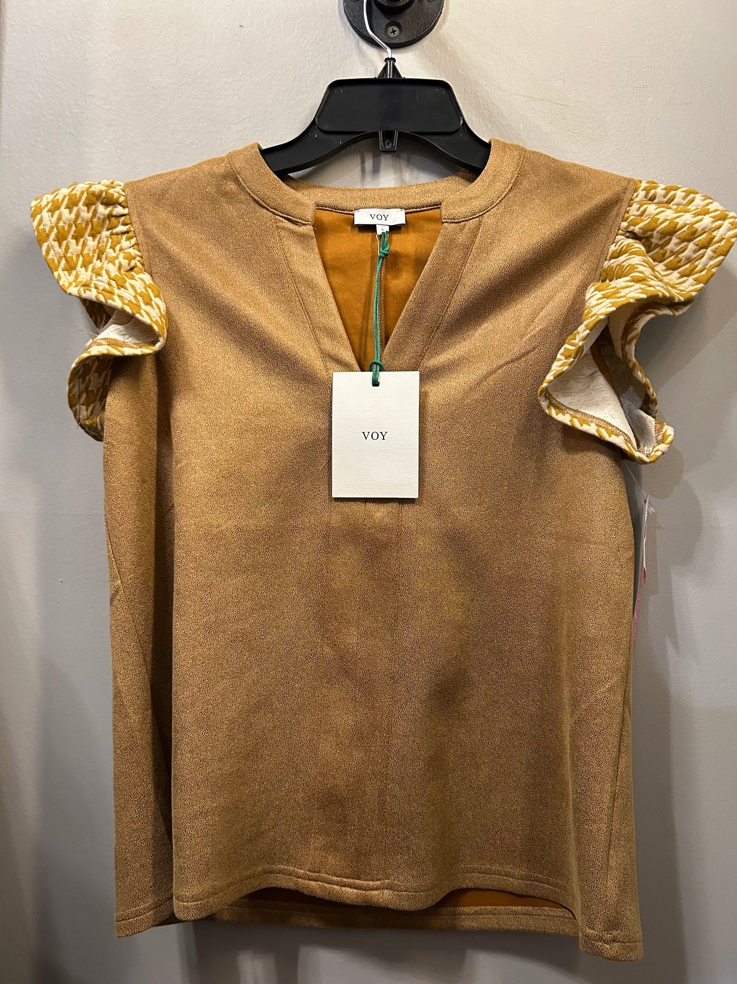 Top Short Sleeve By Clothes Mentor In Brown, Size: S