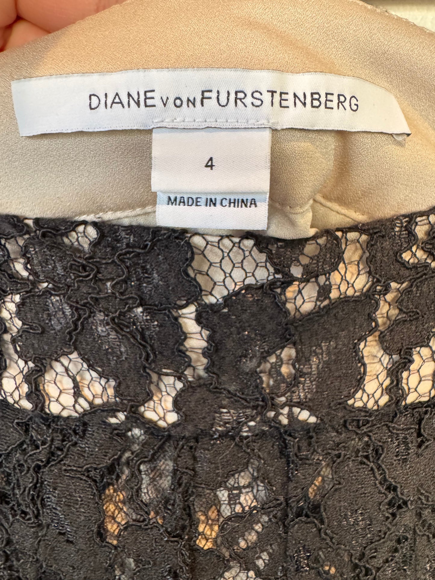 Skirt Designer By Diane Von Furstenberg In Black, Size: 4