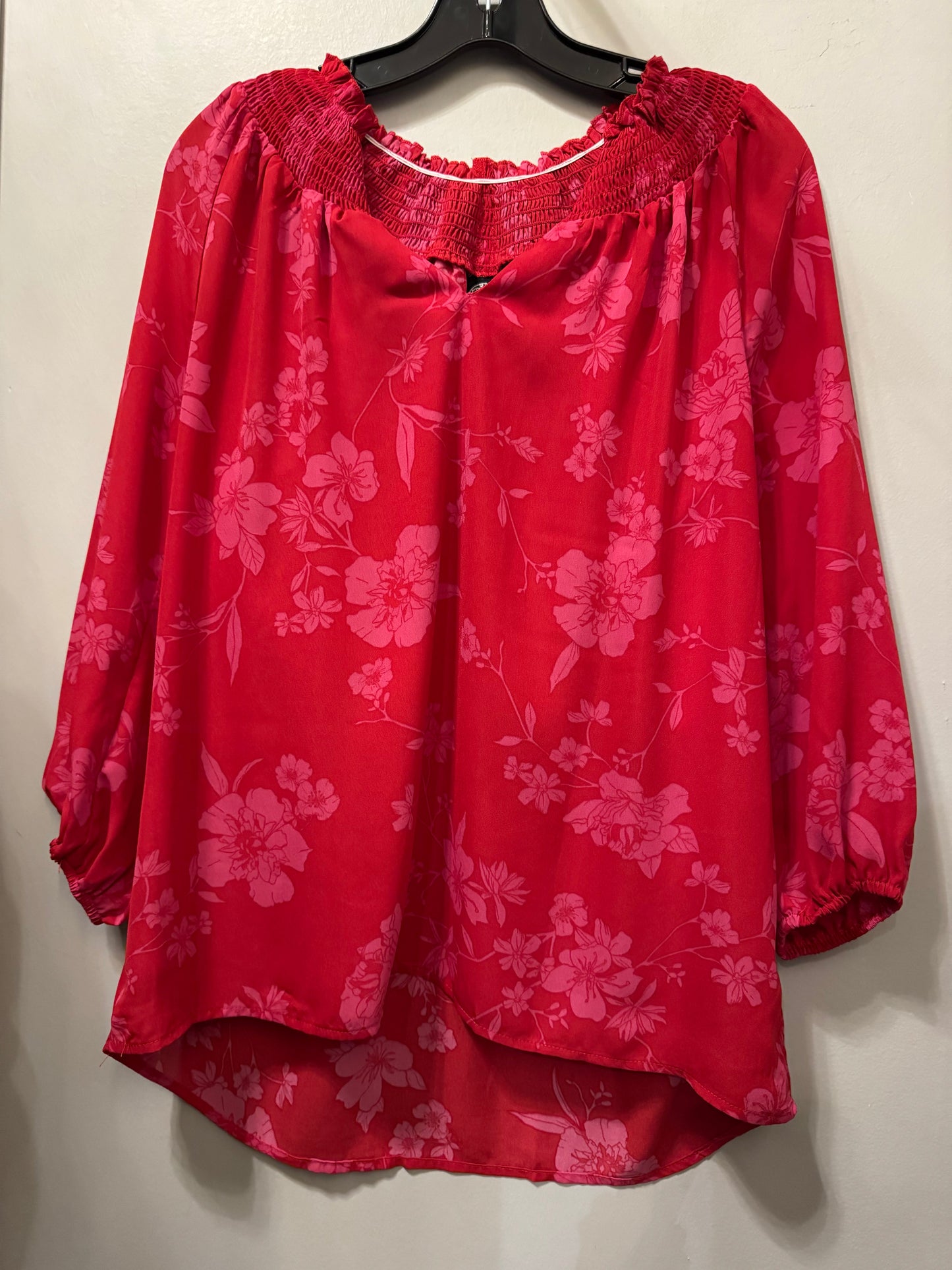 Top Long Sleeve By Bobeau In Red, Size: M