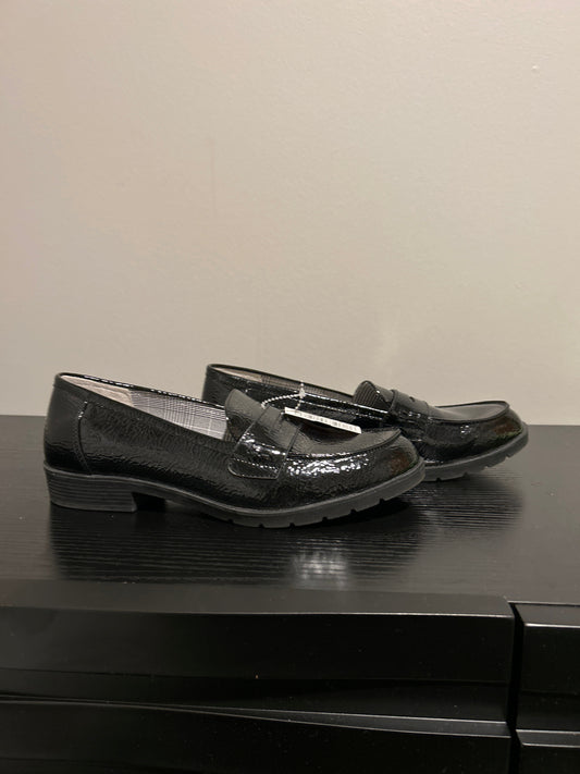 Shoes Flats By White Mountain In Black, Size: 10