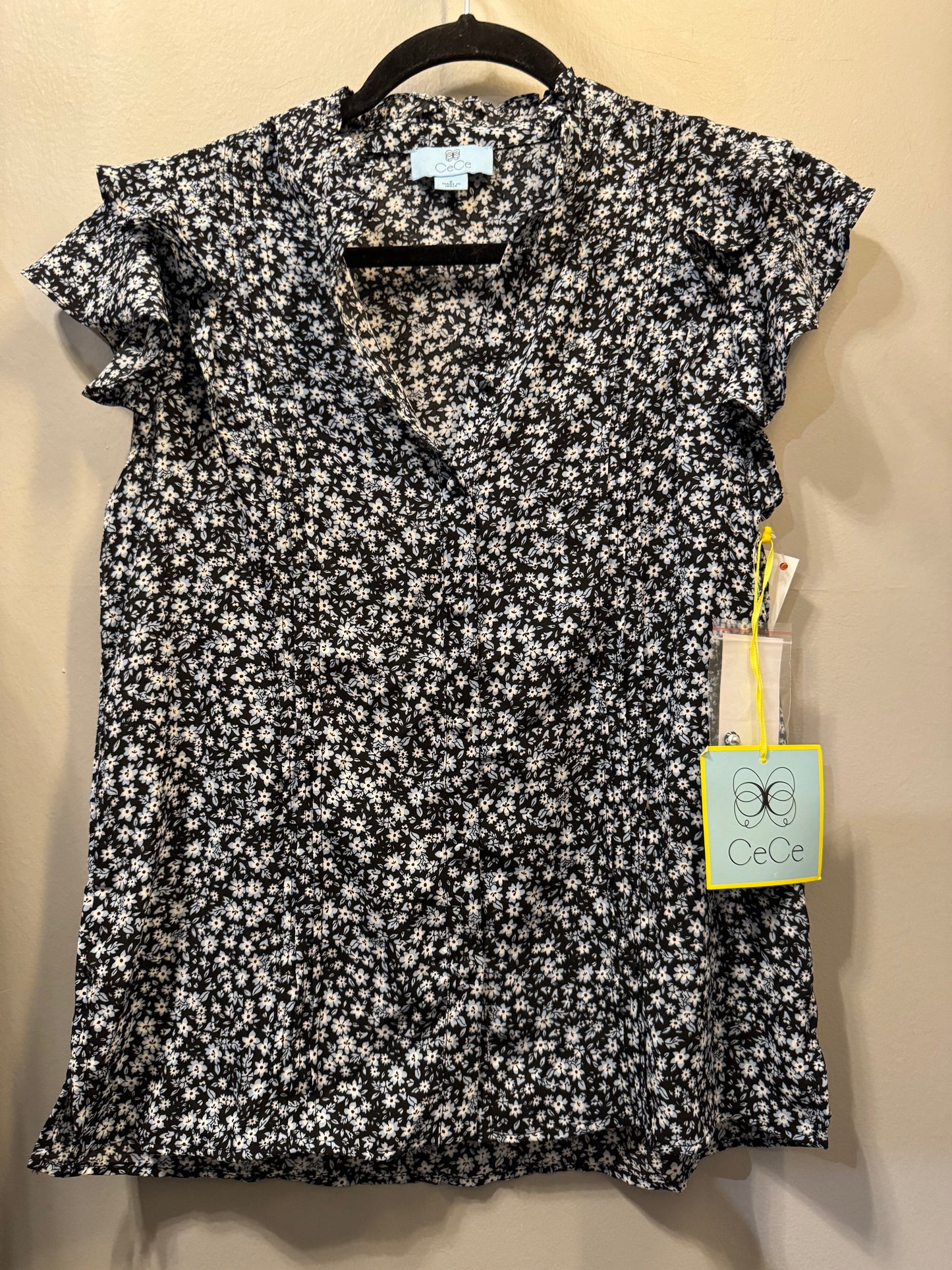 Top Short Sleeve By Cece In Black & Blue, Size: S