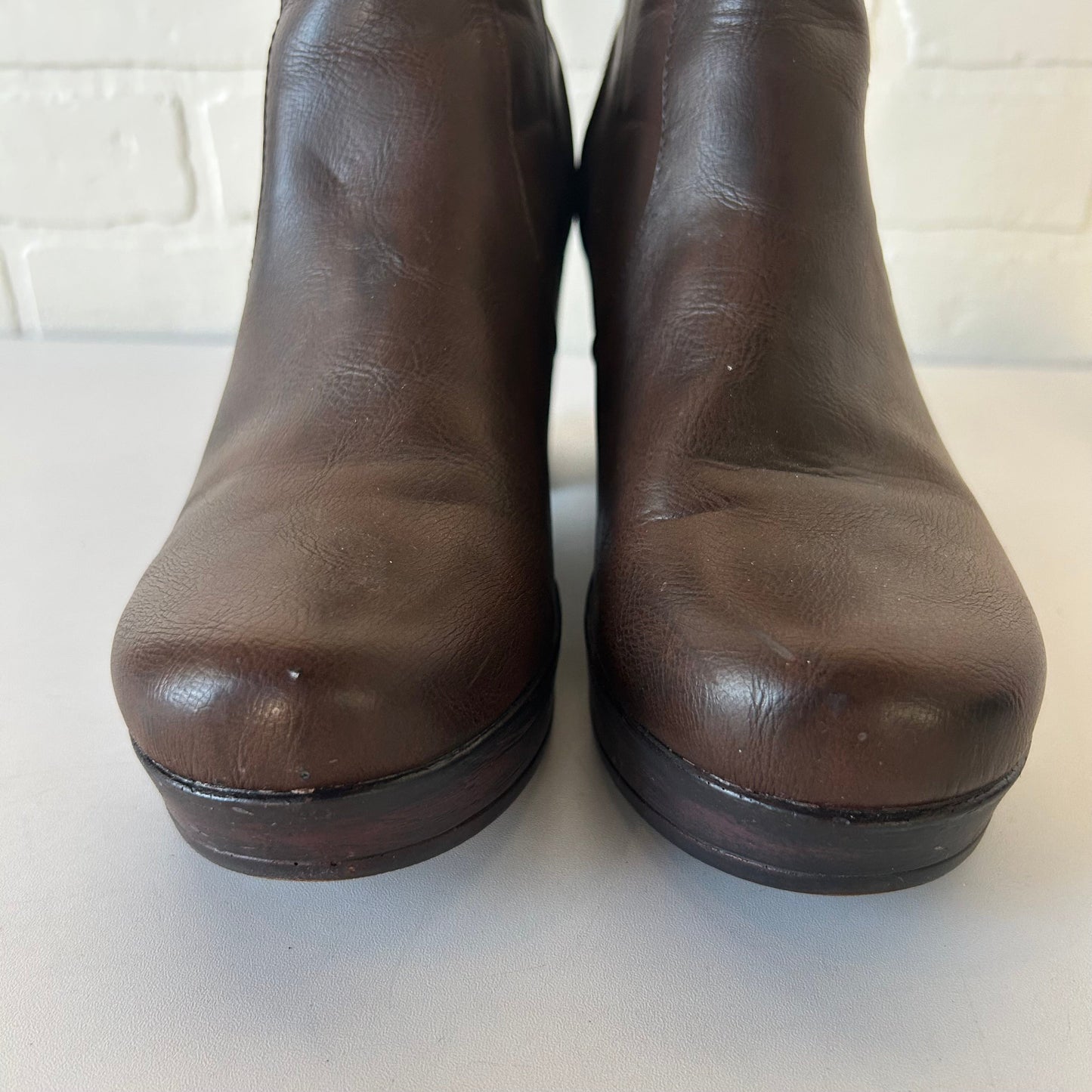 Boots Ankle Heels By Boc In Brown, Size: 9.5