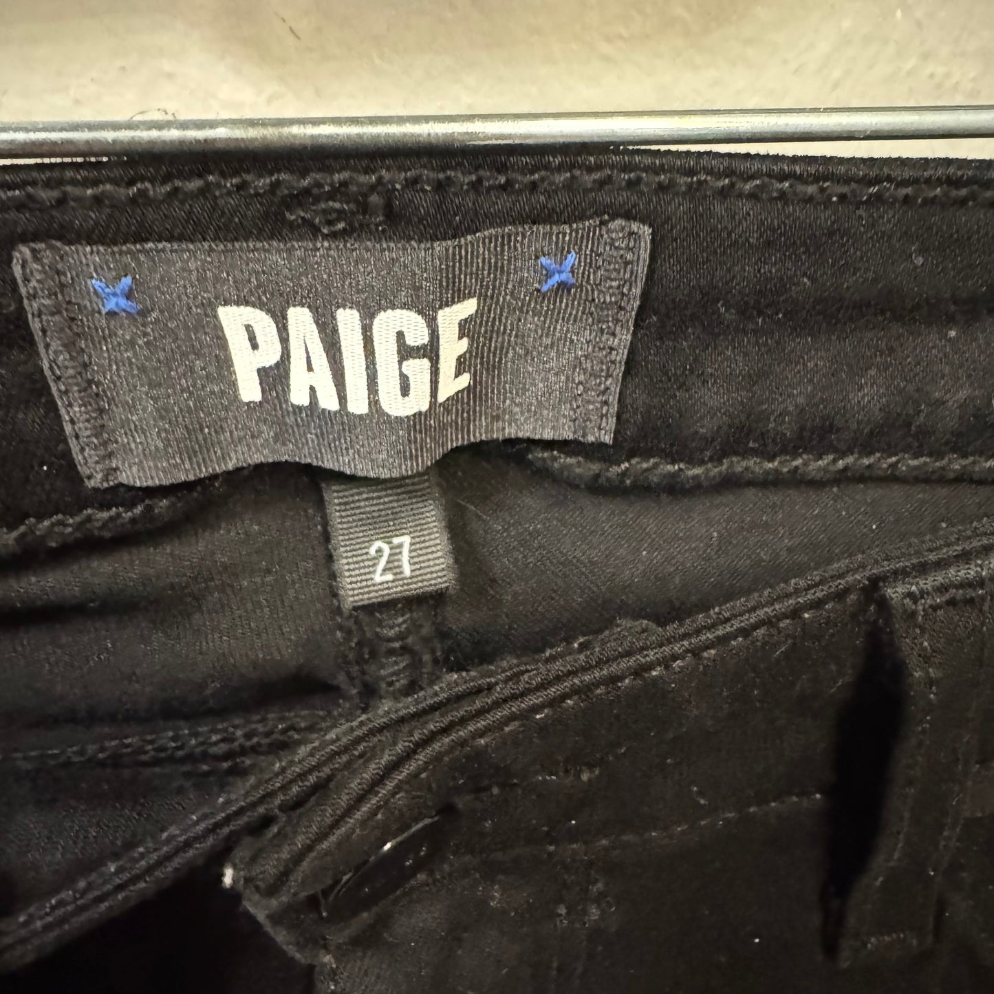 Jeans Cropped By Paige In Black Denim, Size: 4