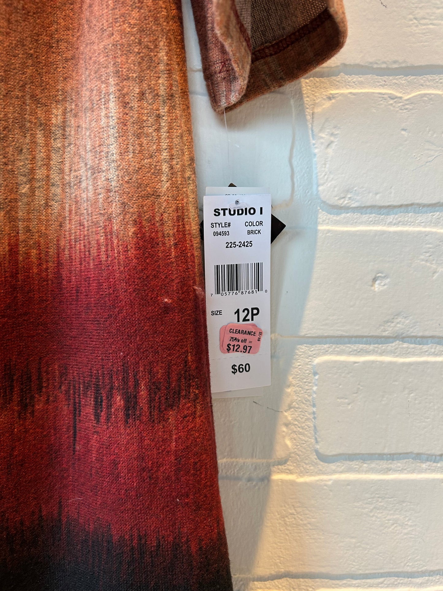 Dress Casual Short By studio one In Black & Red, Size: Lp