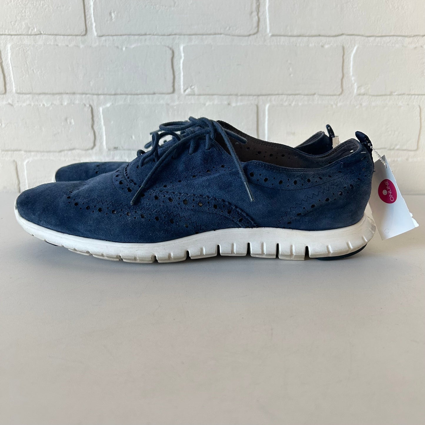 Shoes Sneakers By Clothes Mentor In Blue, Size: 9.5