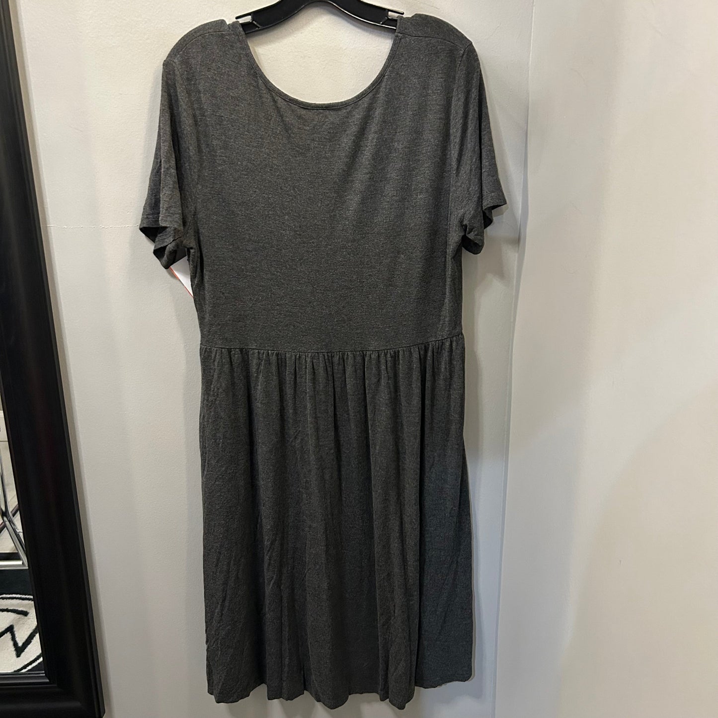 Dress Casual Short By Clothes Mentor In Green, Size: Xl