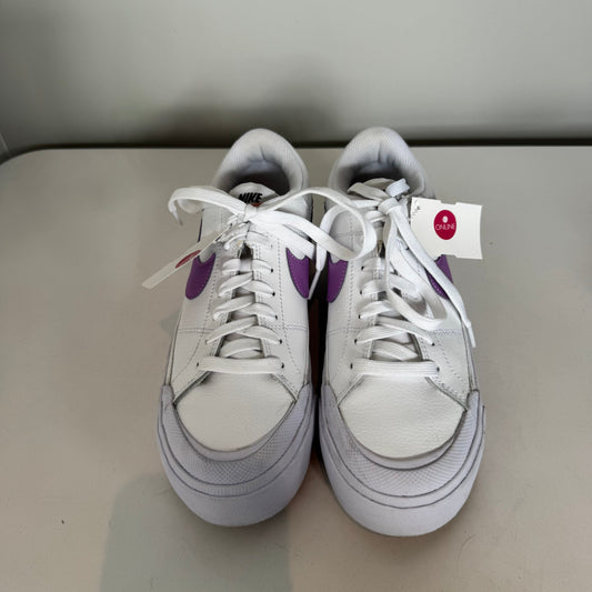 Shoes Sneakers By Nike In Purple & White, Size: 7