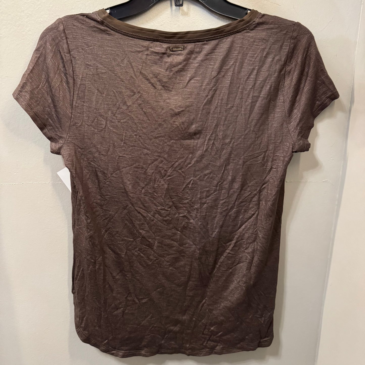 Top Short Sleeve By White House Black Market In Brown, Size: Xs