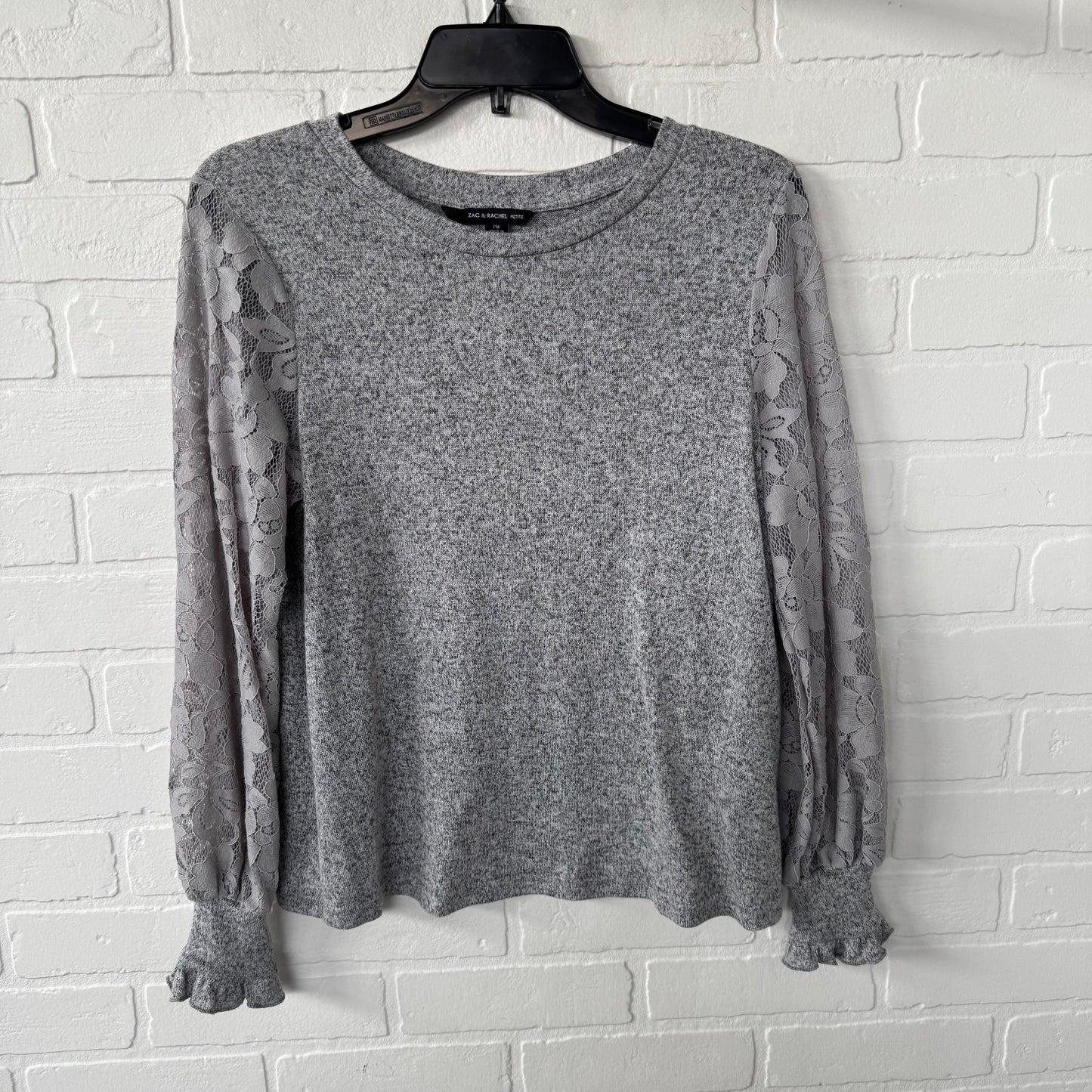 Top Long Sleeve By Zac And Rachel In Grey, Size: Mp