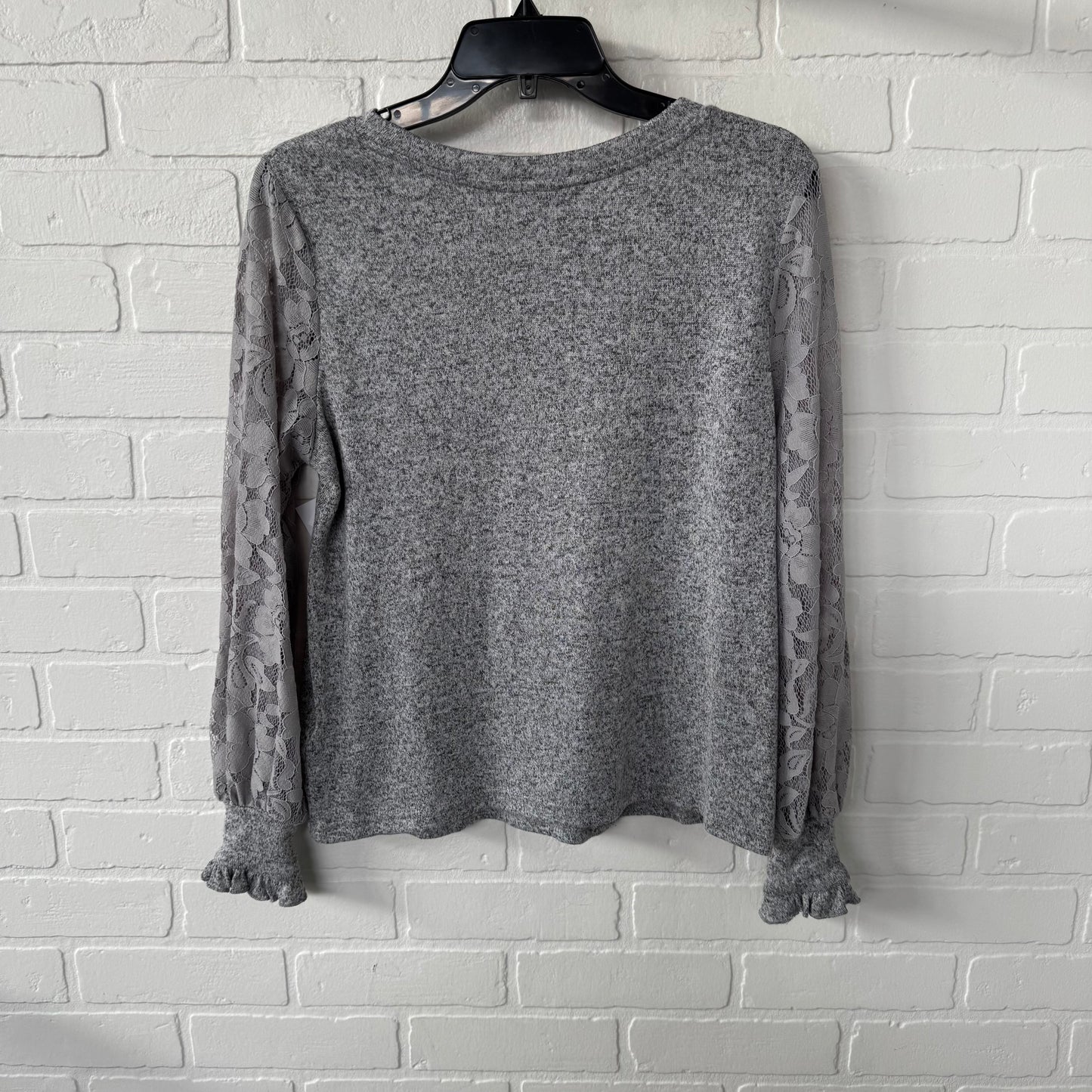 Top Long Sleeve By Zac And Rachel In Grey, Size: Mp