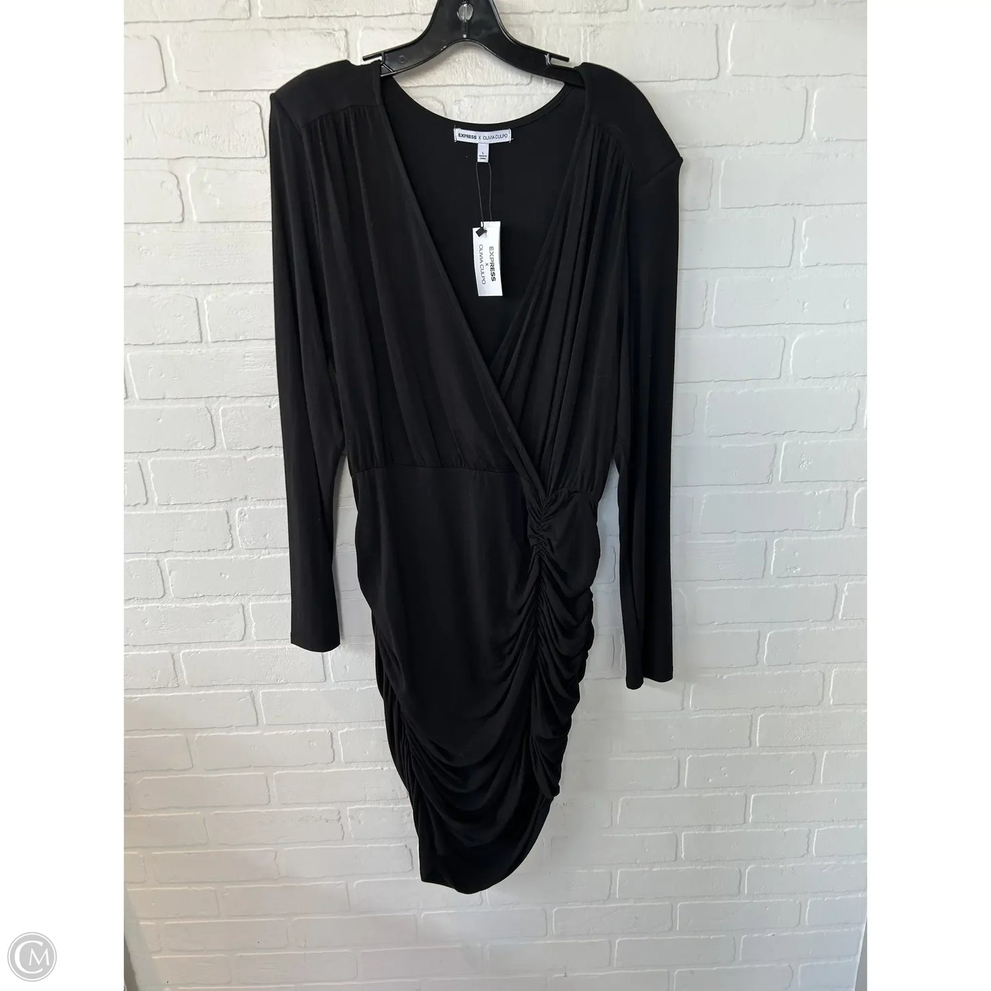 Dress Casual Short By Express In Black, Size: L