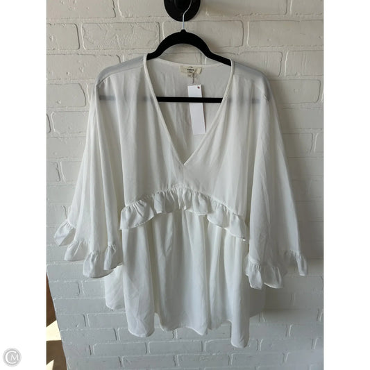 Top Short Sleeve By Entro In White, Size: 1x