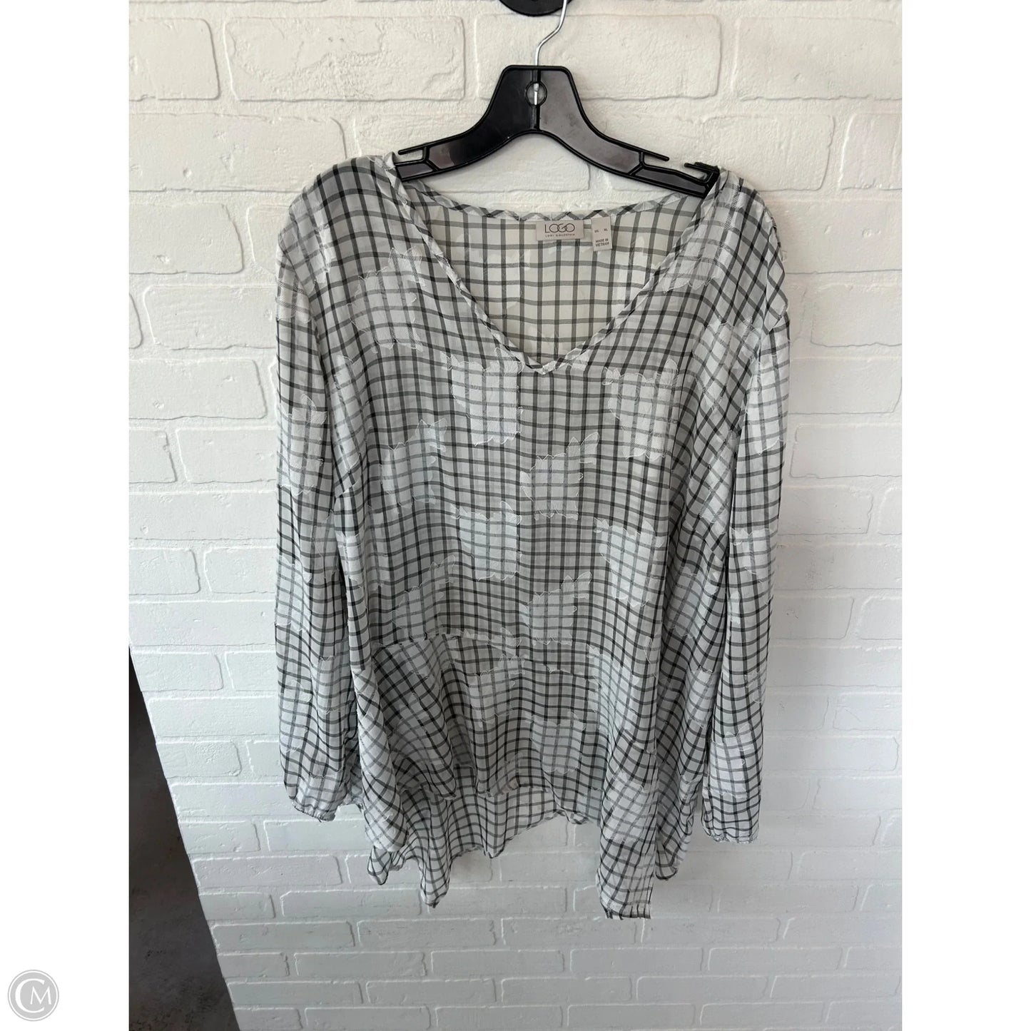 Top Long Sleeve By Logo In Black & White, Size: Xl