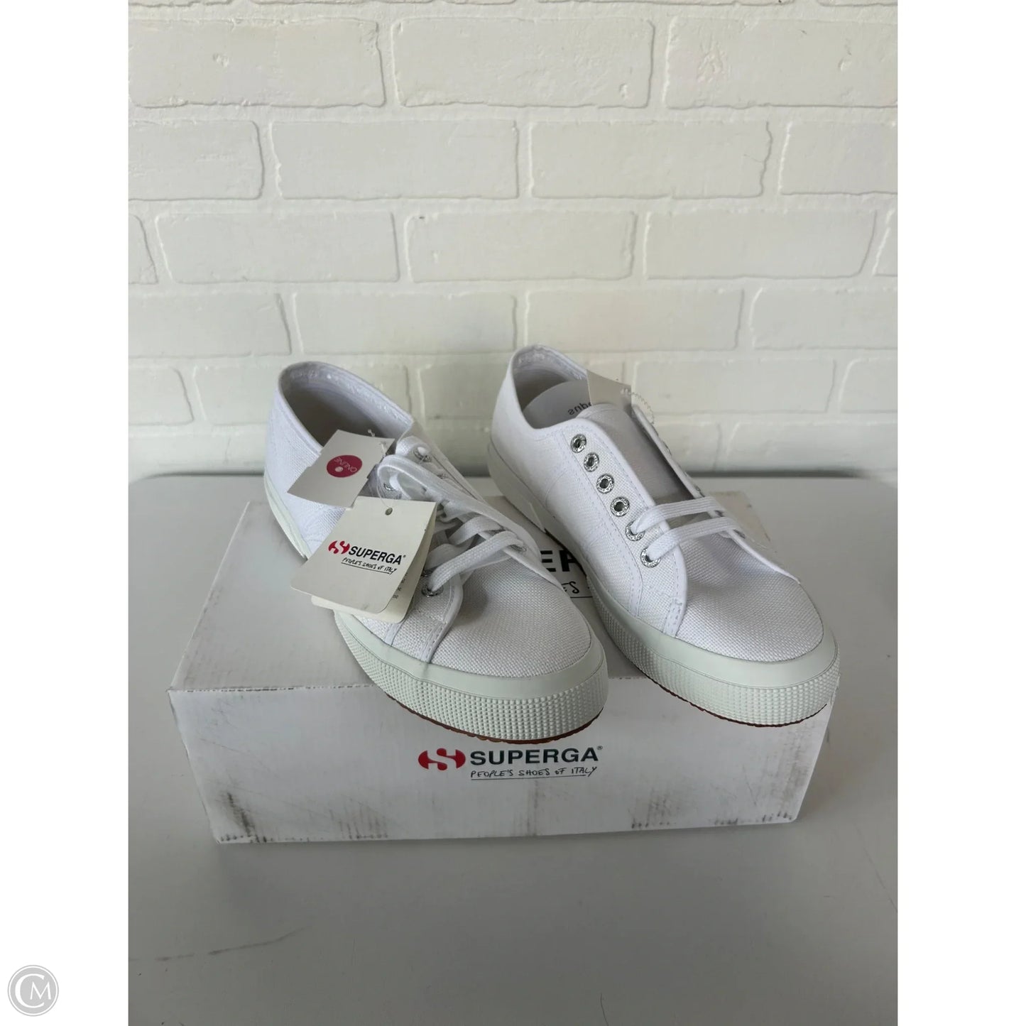Shoes Sneakers By Superga In White, Size: 10.5