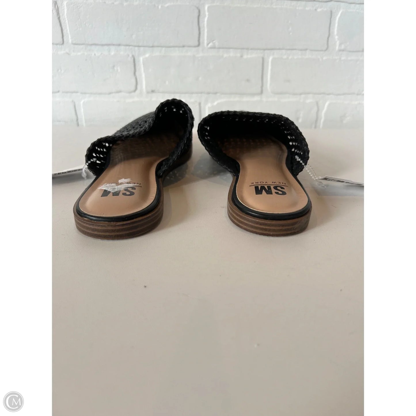 Shoes Flats By Steve Madden In Black & Tan, Size: 8