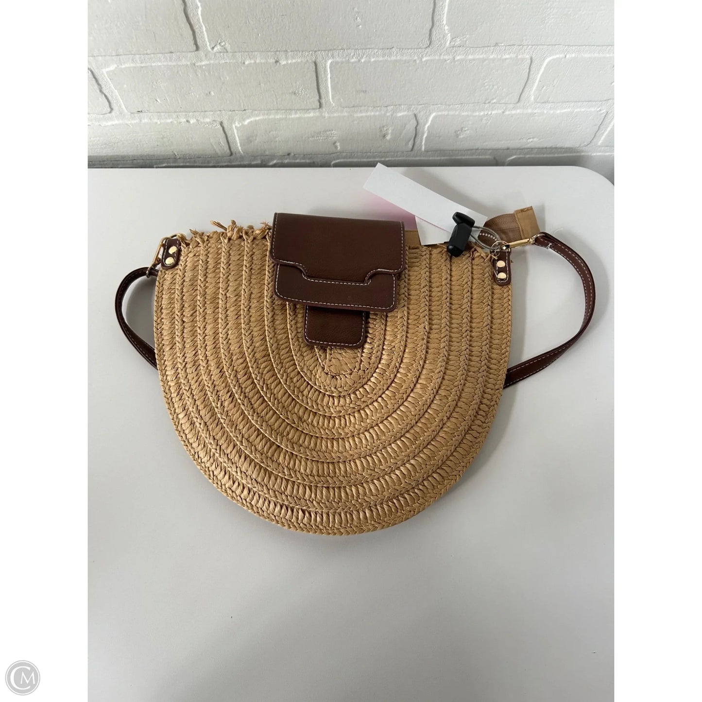 Crossbody By Clothes Mentor, Size: Medium