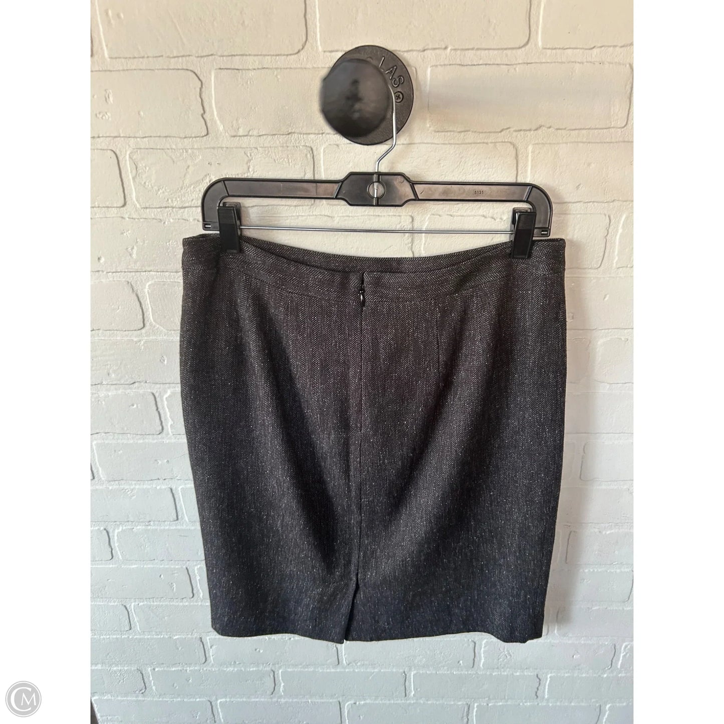 Skirt Mini & Short By Loft In Grey, Size: 8