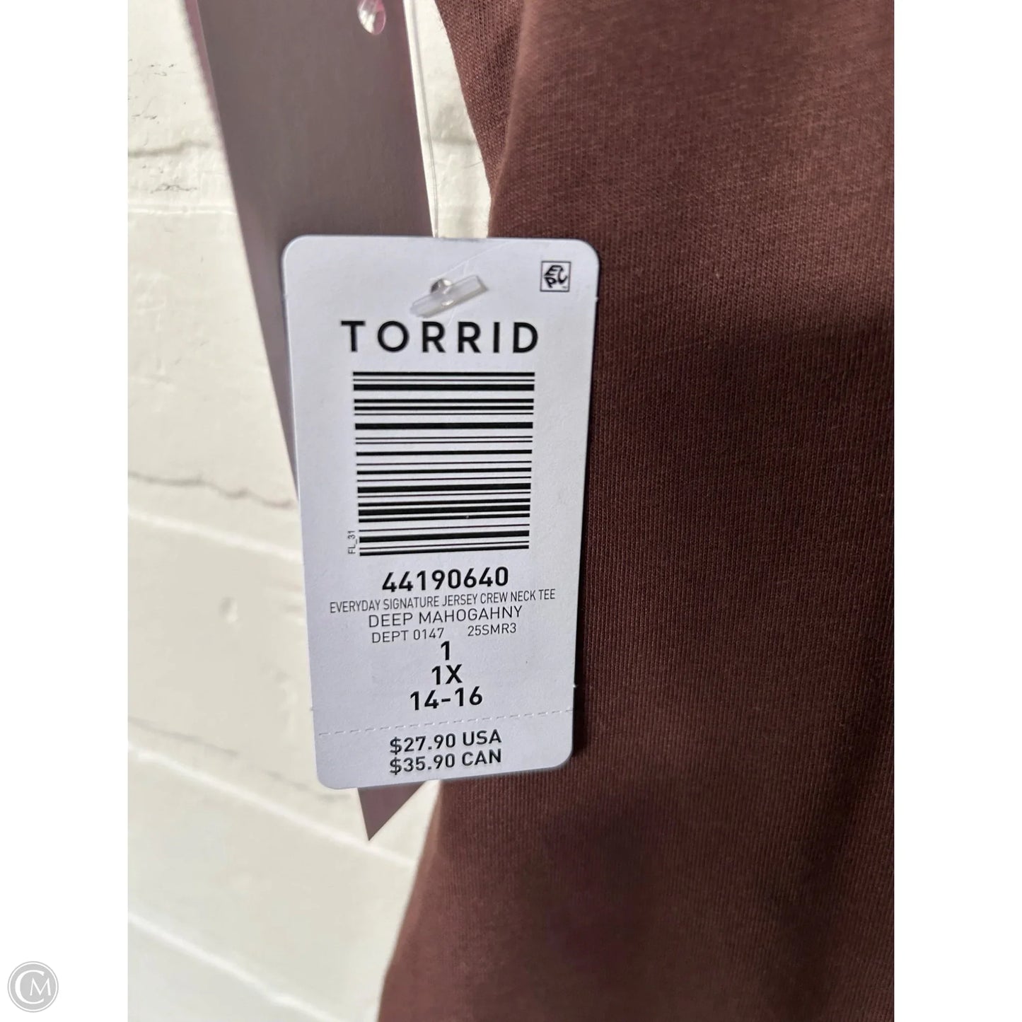 Top Short Sleeve Basic By Torrid In Brown, Size: 1x