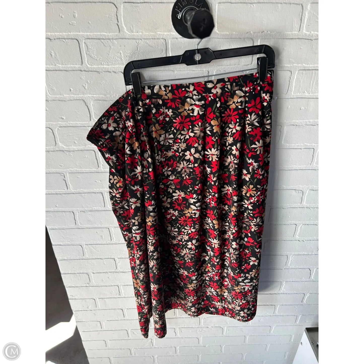 Skirt Midi By Sag Harbor In Black & Red, Size: 2x