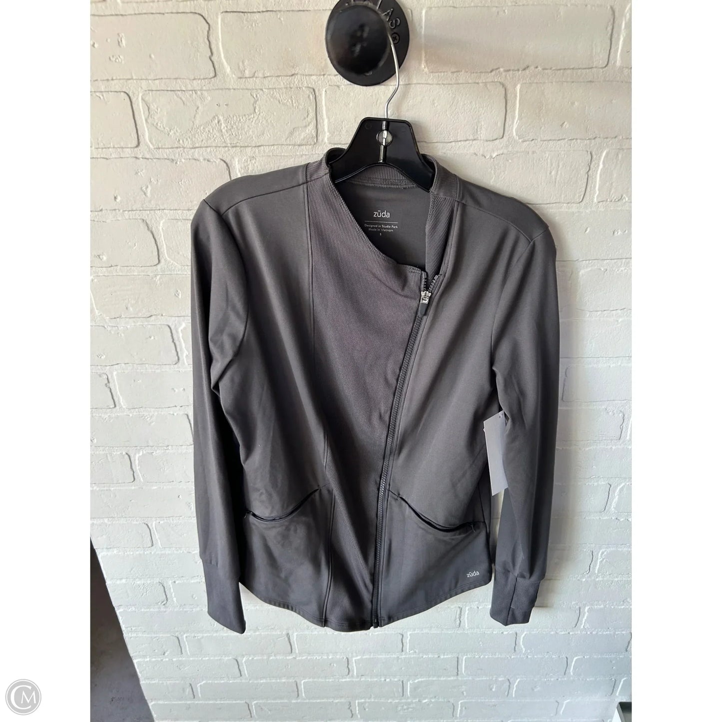 Athletic Jacket By Zuda In Grey, Size: S