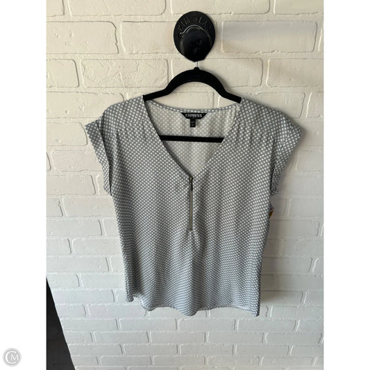 Top Short Sleeve By Express In Grey & White, Size: S