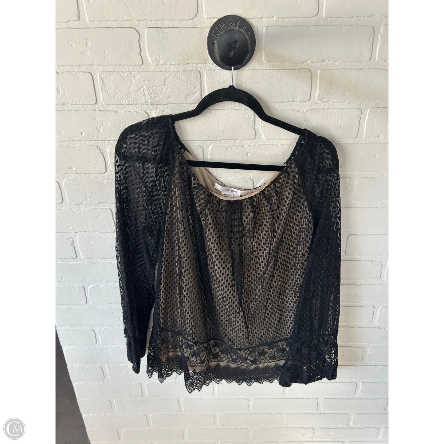 Top Long Sleeve By Studio M In Black & Tan, Size: Xl