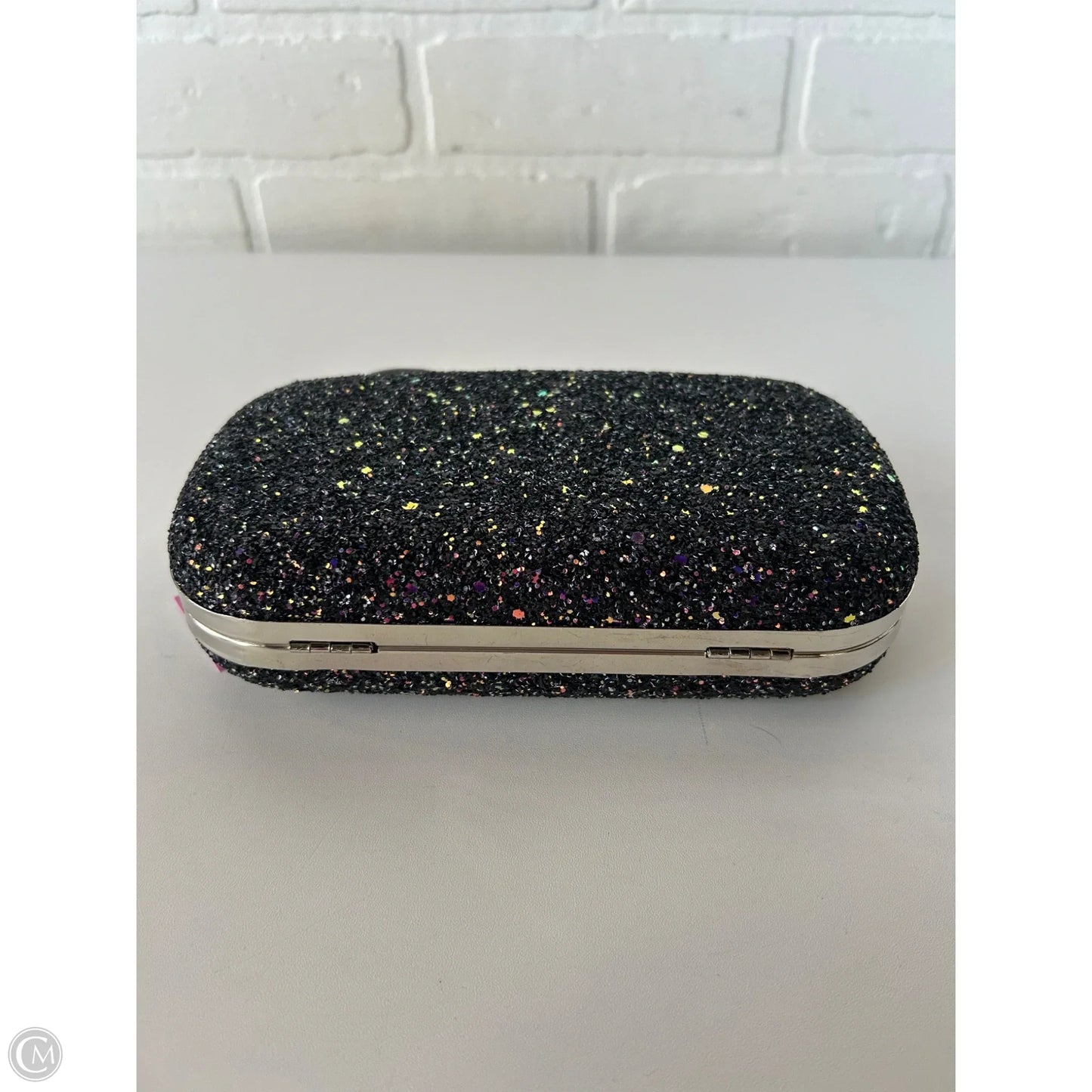 Clutch By Clothes Mentor, Size: Small