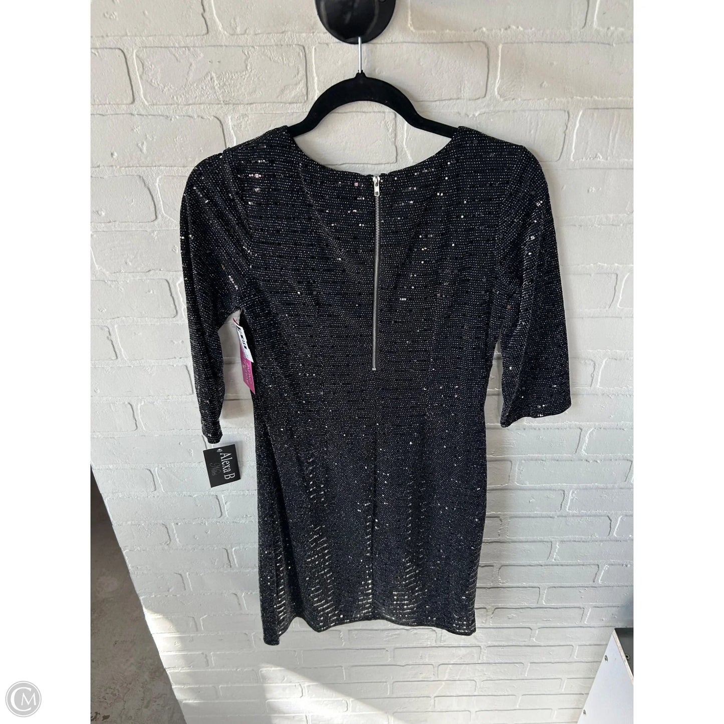 Dress Party Short By Clothes Mentor In Black & Silver, Size: M