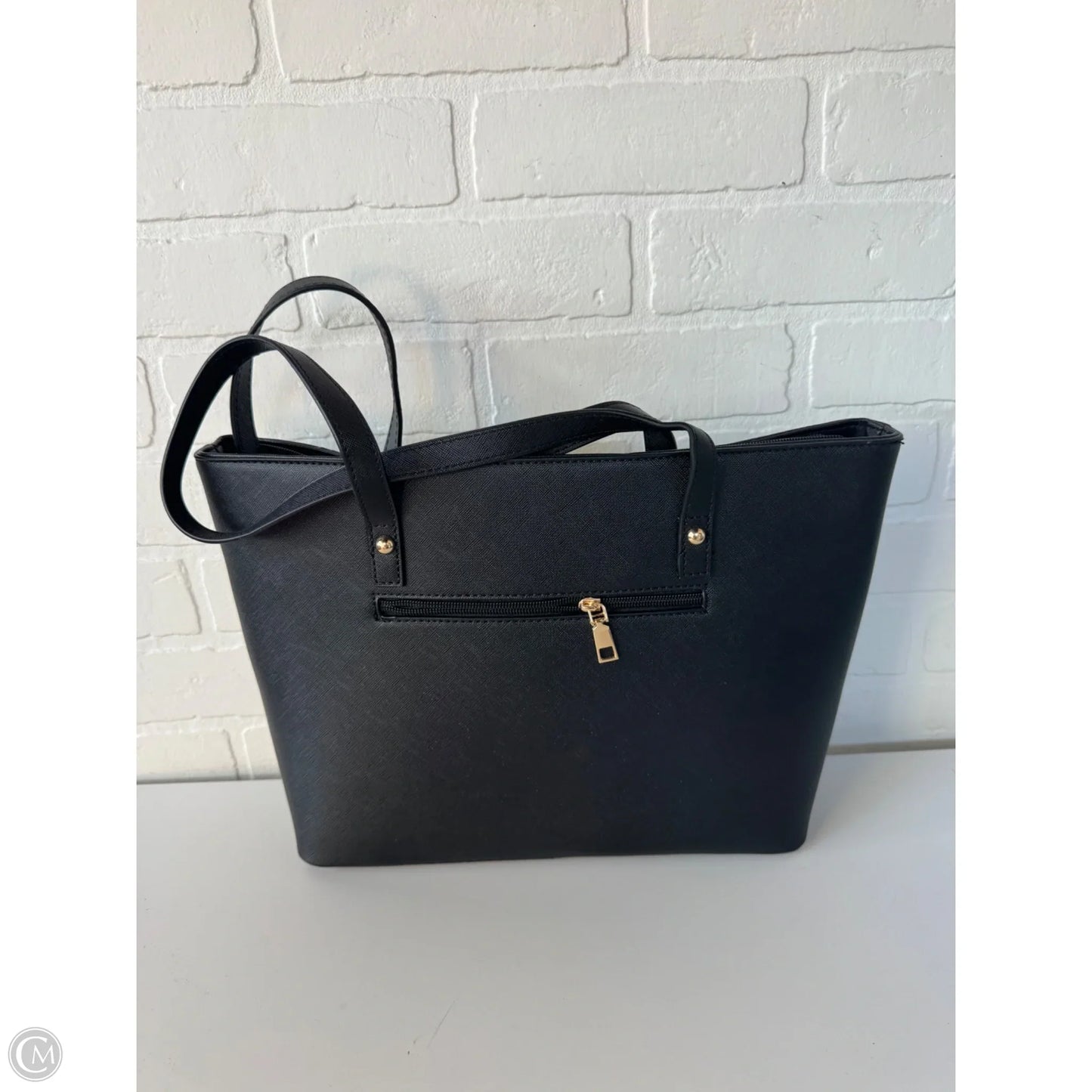 Tote By Clothes Mentor, Size: Medium