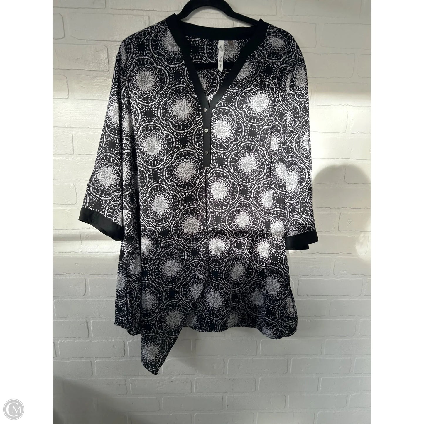 Top 3/4 Sleeve By Ny Collection In Black & Grey, Size: 1x