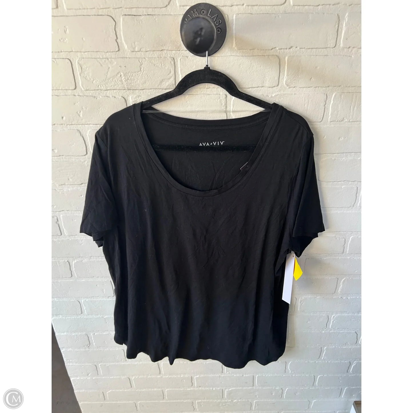 Top Short Sleeve Basic By Ava & Viv In Black, Size: 1x