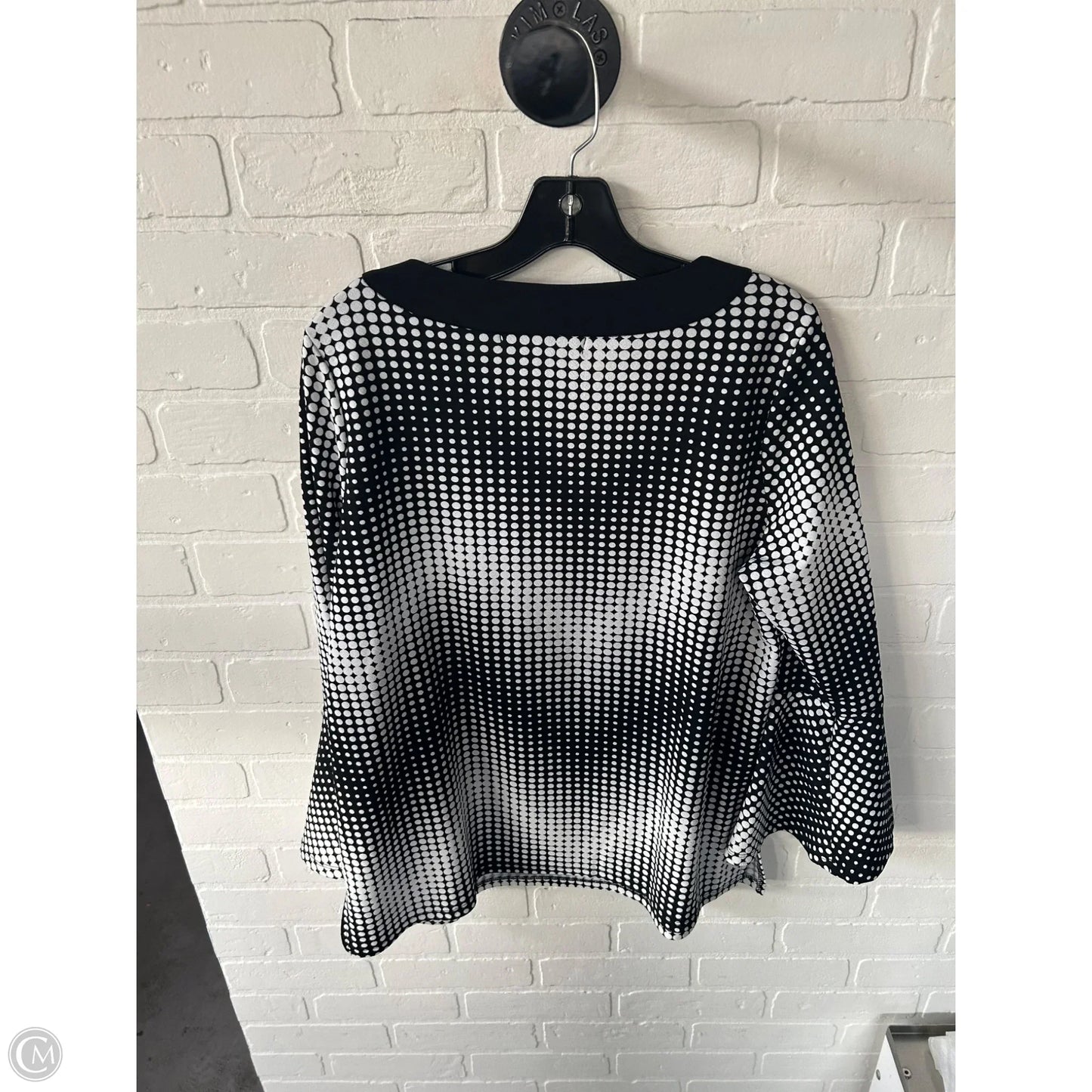 Top Long Sleeve By Calessa In Black & White, Size: M